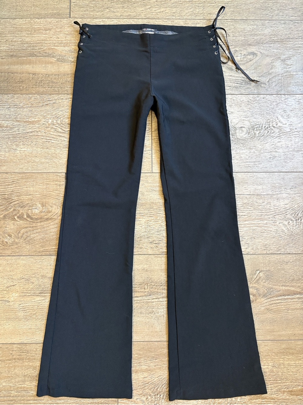 Vintage 90s Y2K 579 Mall Brand Black Lace-Up Side Low Rise Bootcut Pants